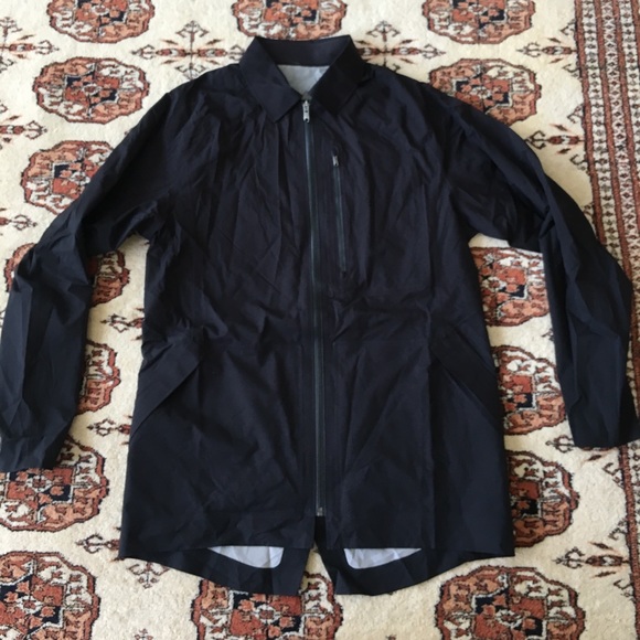 mens lululemon rain jacket